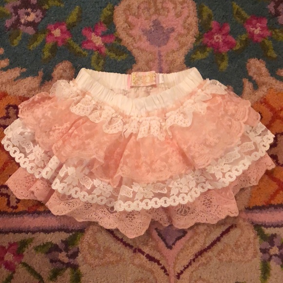 Lace ruffled 2 piece Birthday Girl outfit - Picture 5 of 7